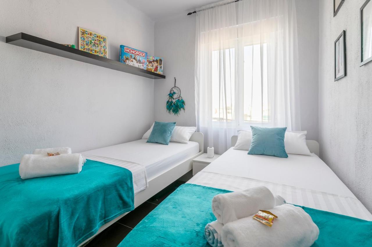 ✩Direct Beach Location ✩ Familyfriendly ✩ Netflix Santa Pola Bagian luar foto